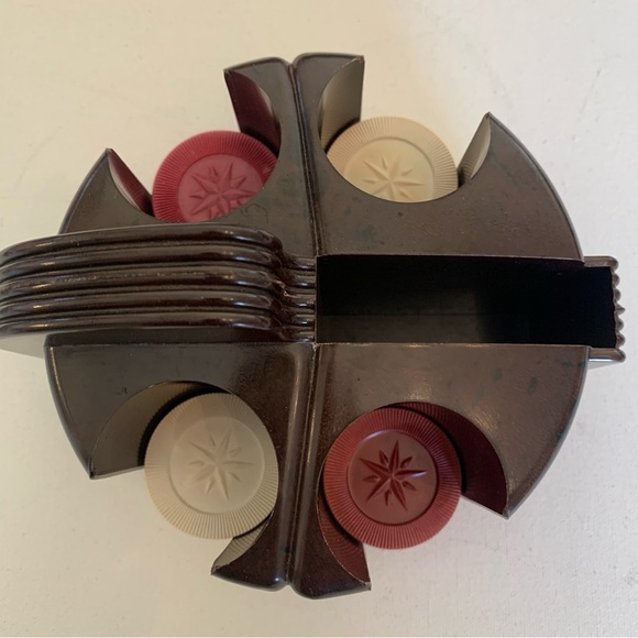 Vintage Bakelite Poker Chip Caddy Card Holder Art Deco Brown W Chips MCM Games - Picture 8 of 15
